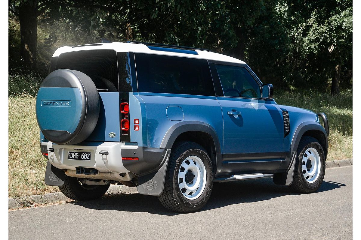 2022 Land Rover Defender 90 P300 L663