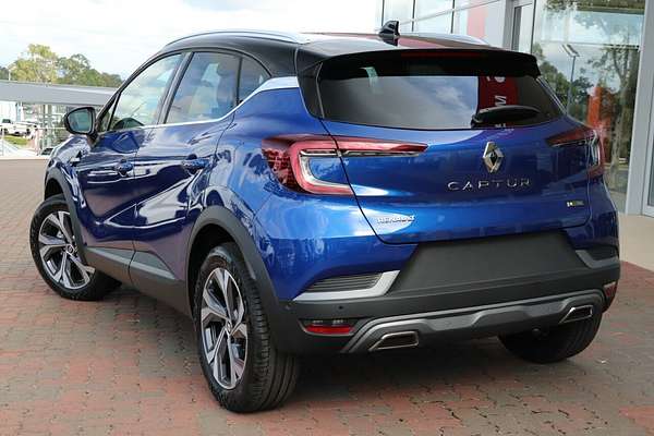 2023 Renault Captur R.S. Line XJB