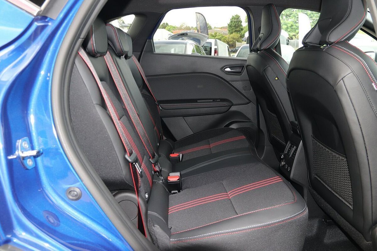 2023 Renault Captur R.S. Line XJB