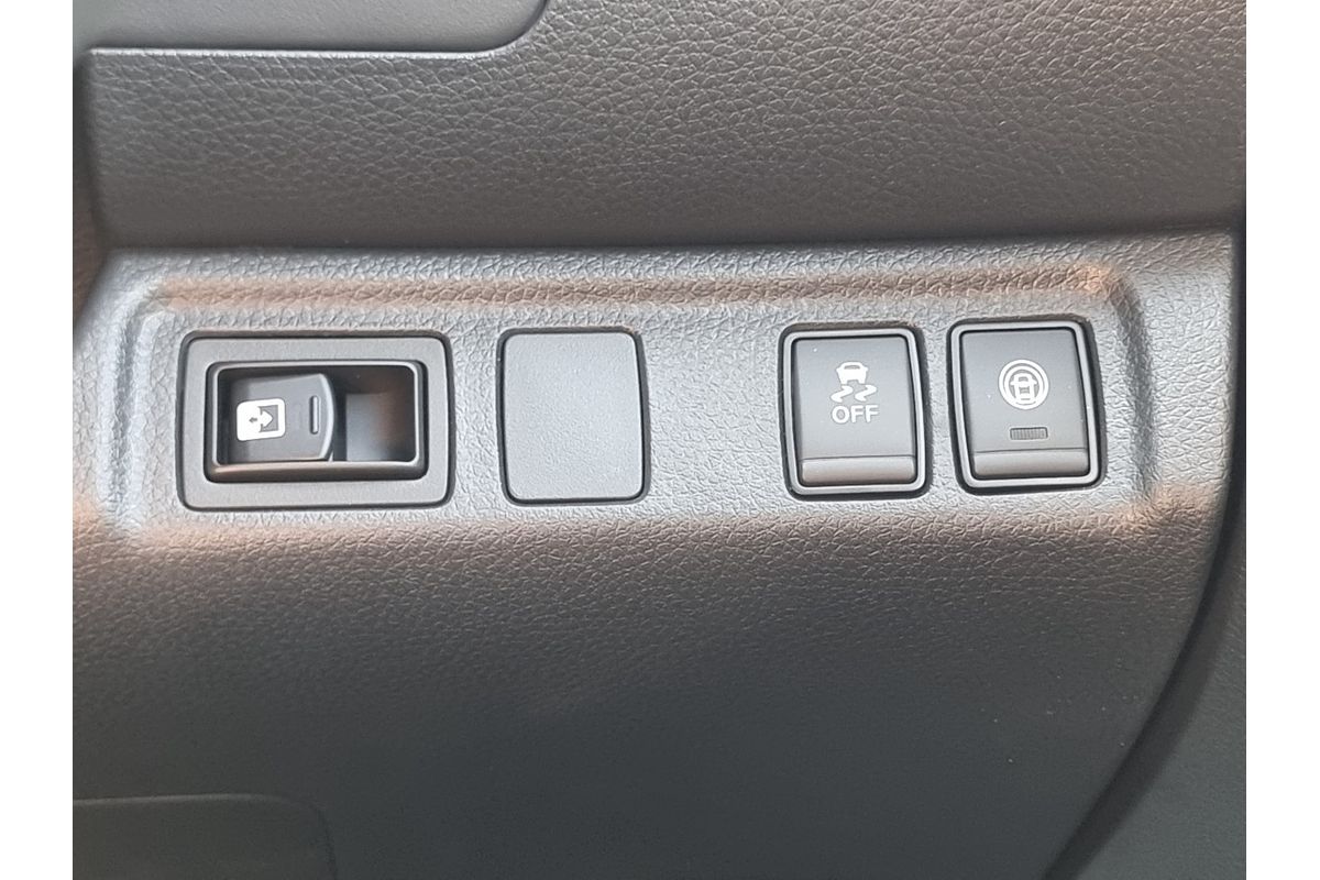 2024 Nissan Navara ST-X D23 4X4