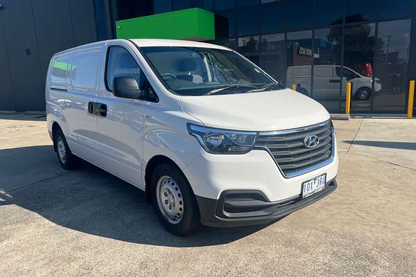 2018 Hyundai iLoad  TQ4