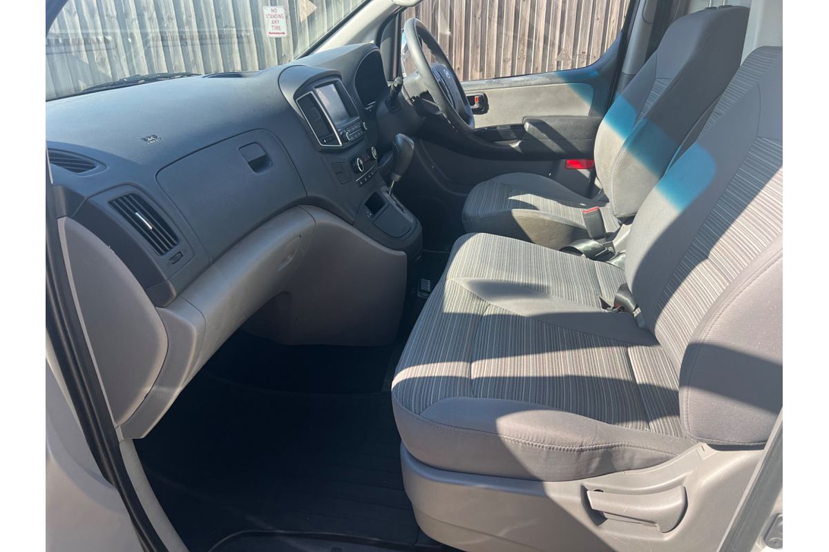 2018 Hyundai iLoad  TQ4