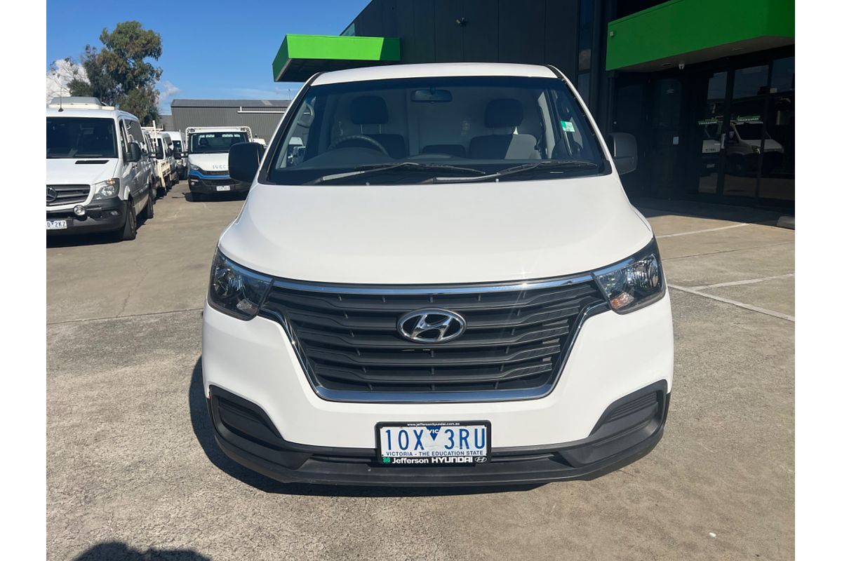 2018 Hyundai iLoad  TQ4