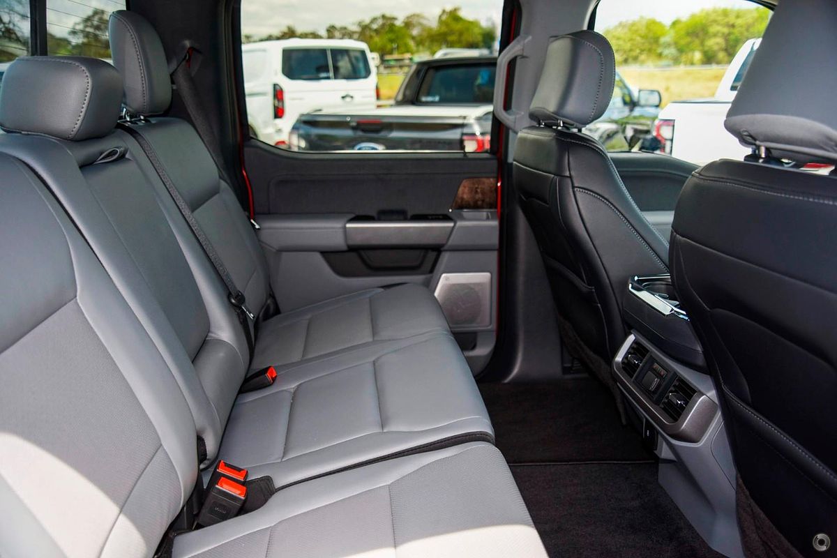 2023 Ford F-150 Lariat 4X4 LWB