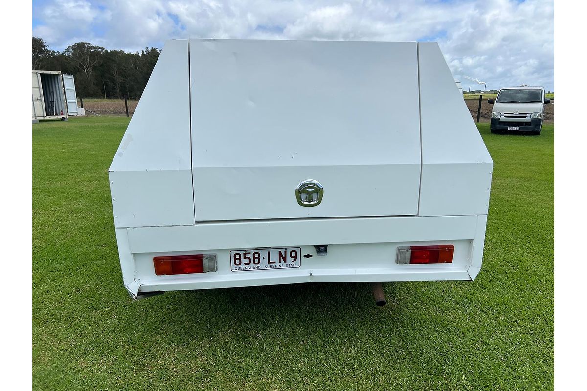 2017 Toyota Hilux Workmate GUN122R Rear Wheel Drive