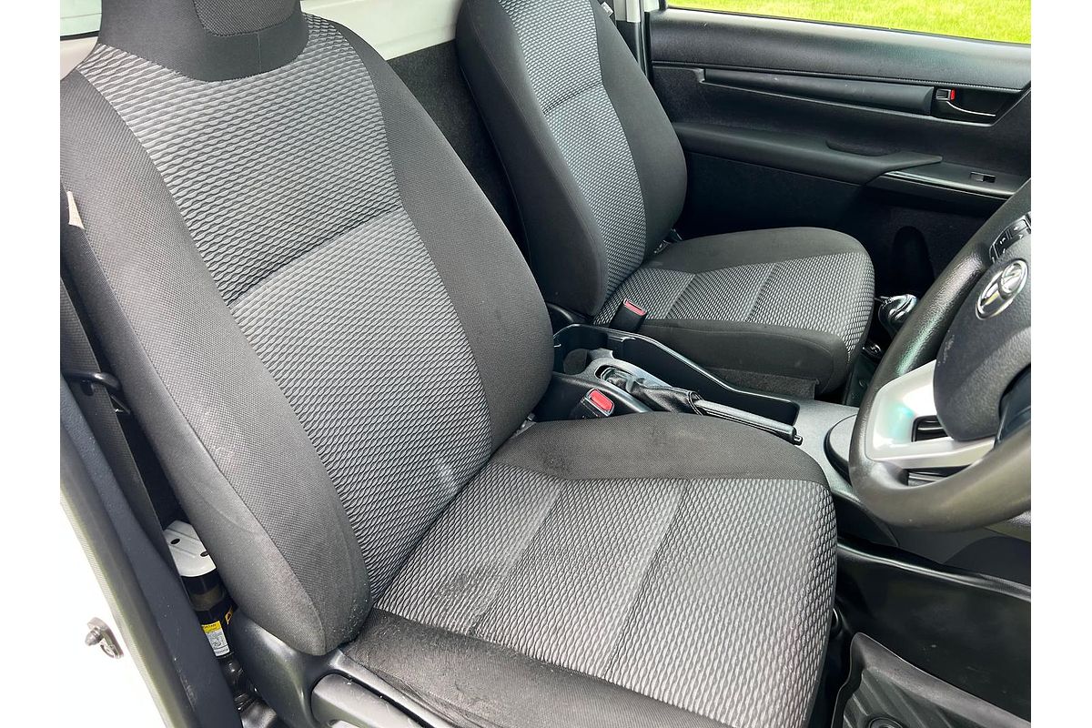 2017 Toyota Hilux Workmate GUN122R Rear Wheel Drive