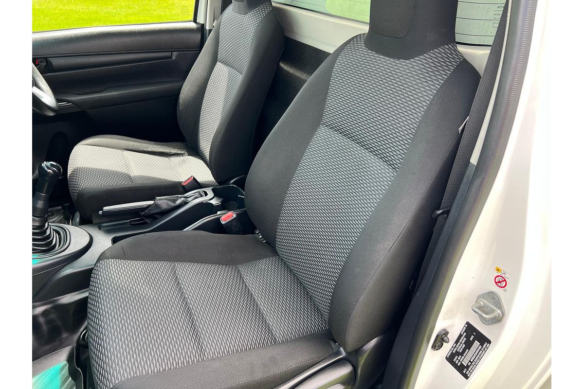 2017 Toyota Hilux Workmate GUN122R Rear Wheel Drive