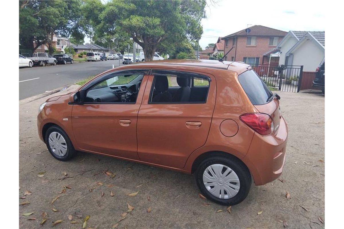 2016 Mitsubishi Mirage ES LA