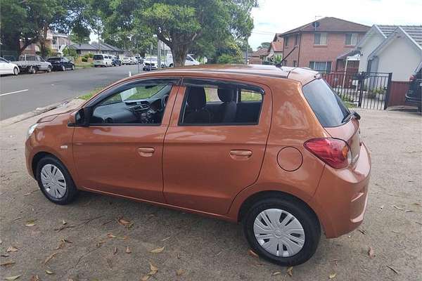 2016 Mitsubishi Mirage ES LA