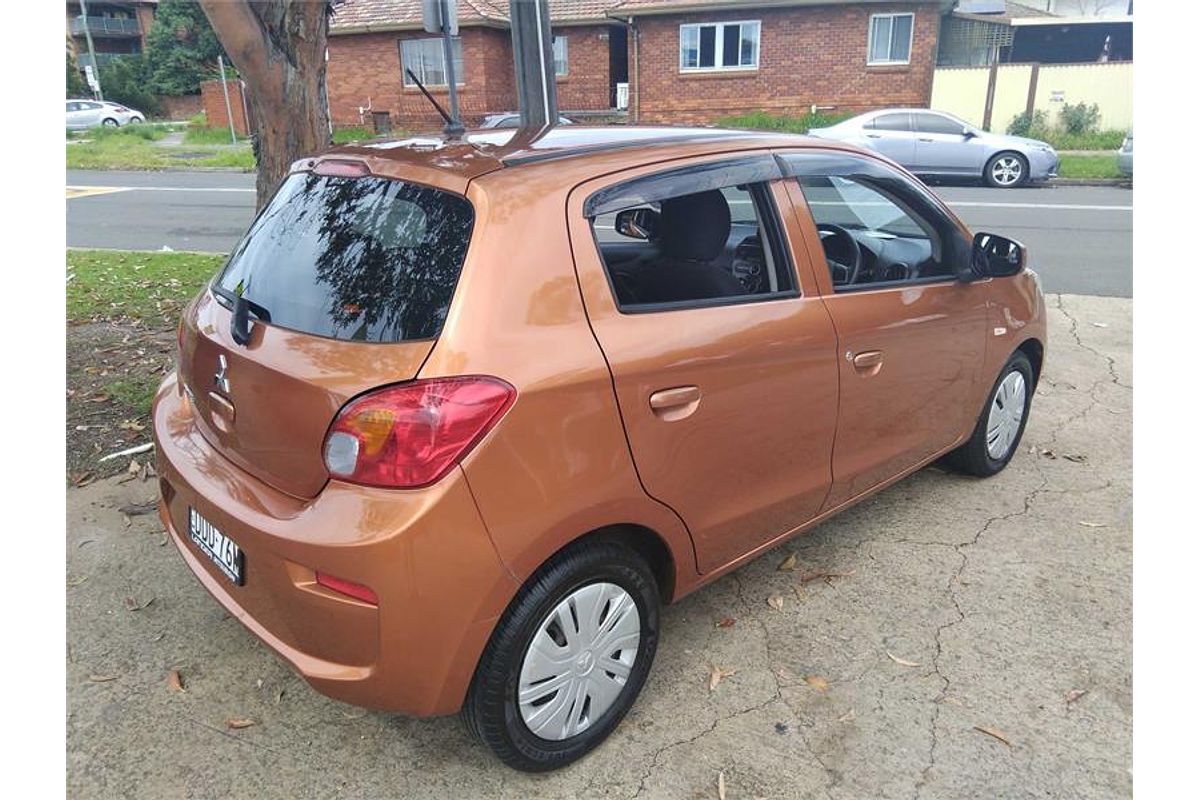 2016 Mitsubishi Mirage ES LA