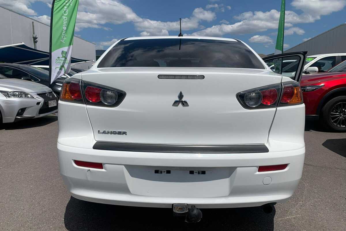2013 Mitsubishi LANCER ES MAN