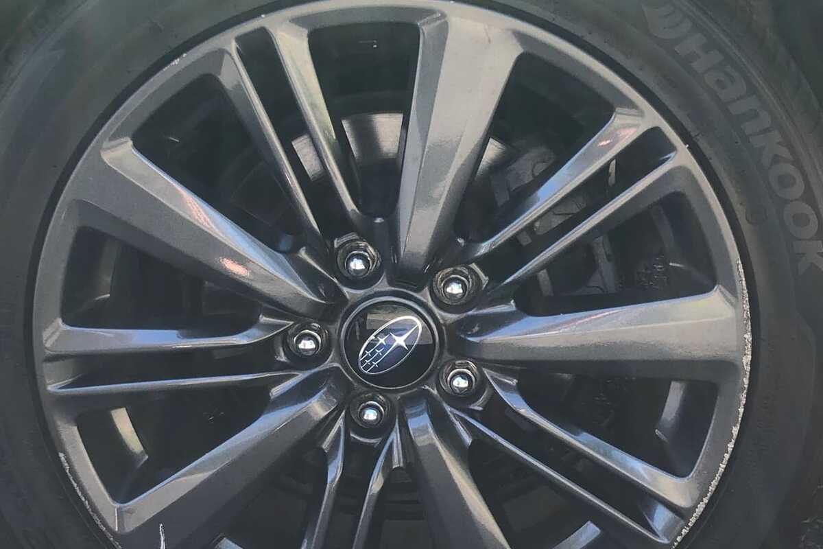 2015 Subaru WRX V1