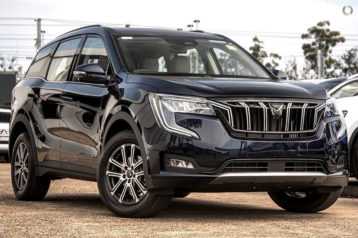 2024 Mahindra XUV700 AX7L Black Edition