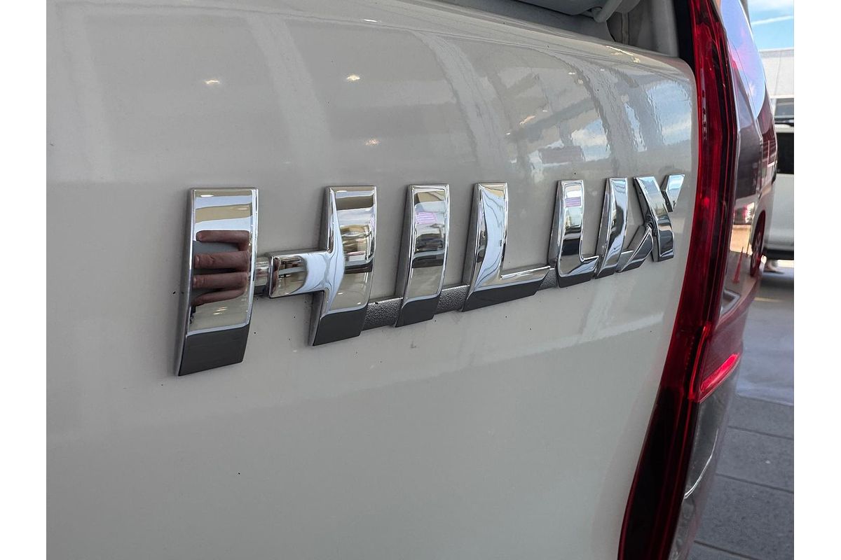 2021 Toyota Hilux SR GUN126R 4X4