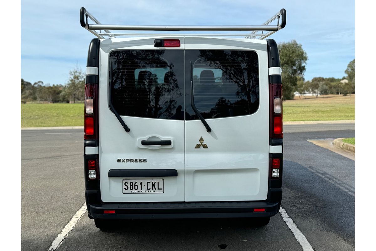 2020 Mitsubishi Express GLX SN SWB