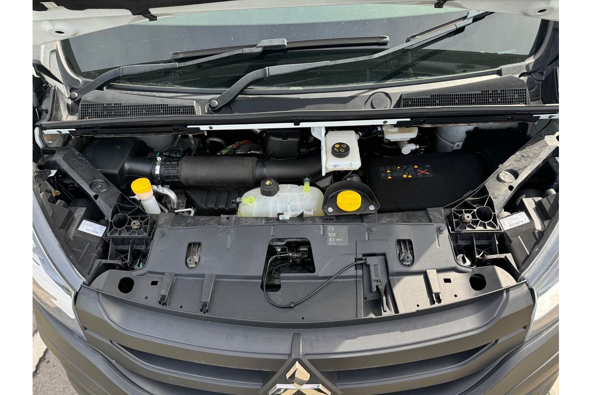 2020 Mitsubishi Express GLX SN SWB