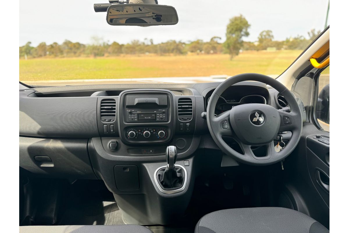 2020 Mitsubishi Express GLX SN SWB