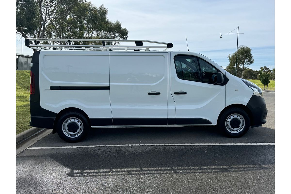 2020 Mitsubishi Express GLX SN SWB