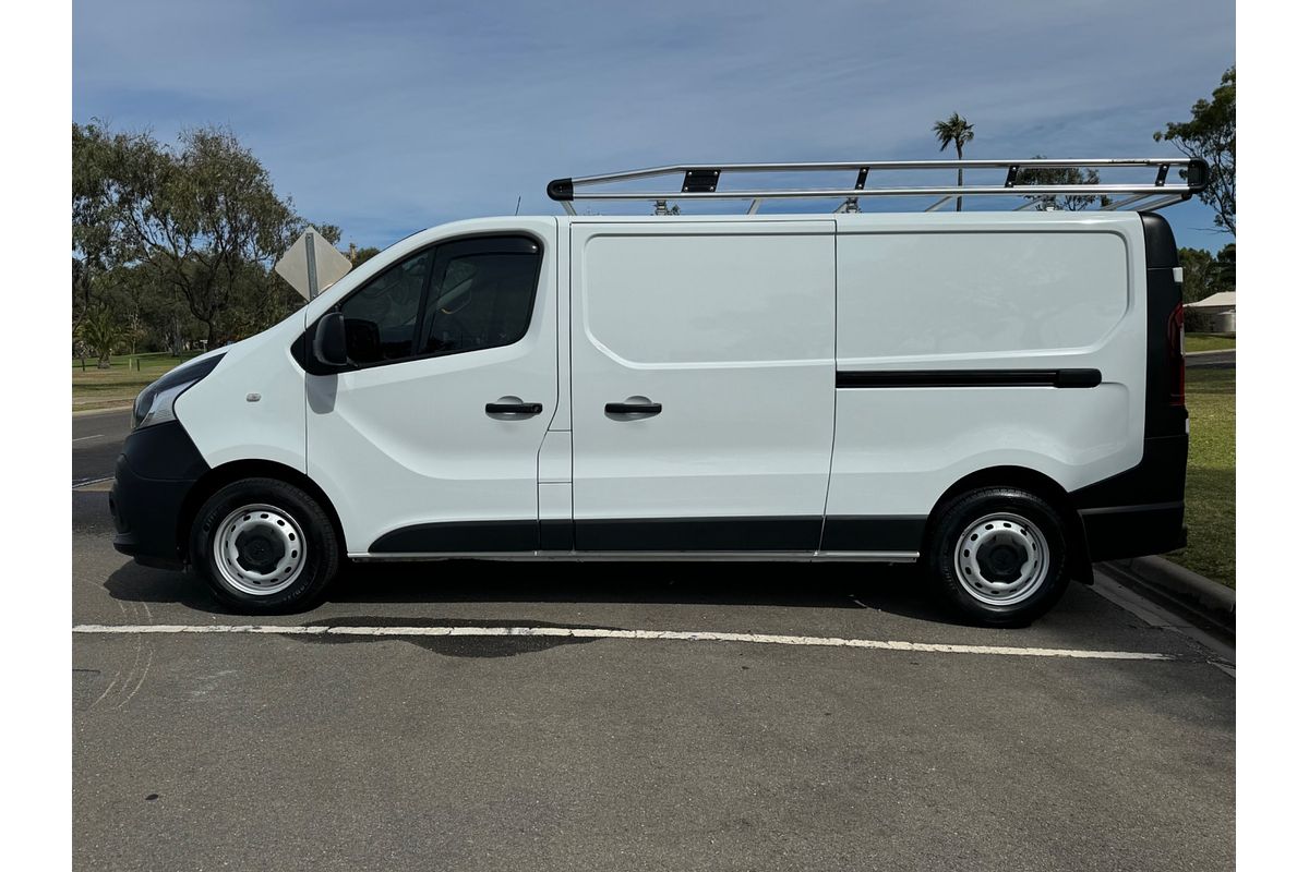 2020 Mitsubishi Express GLX SN SWB