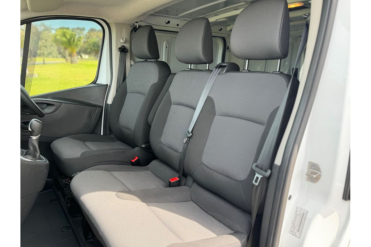 2020 Mitsubishi Express GLX SN SWB