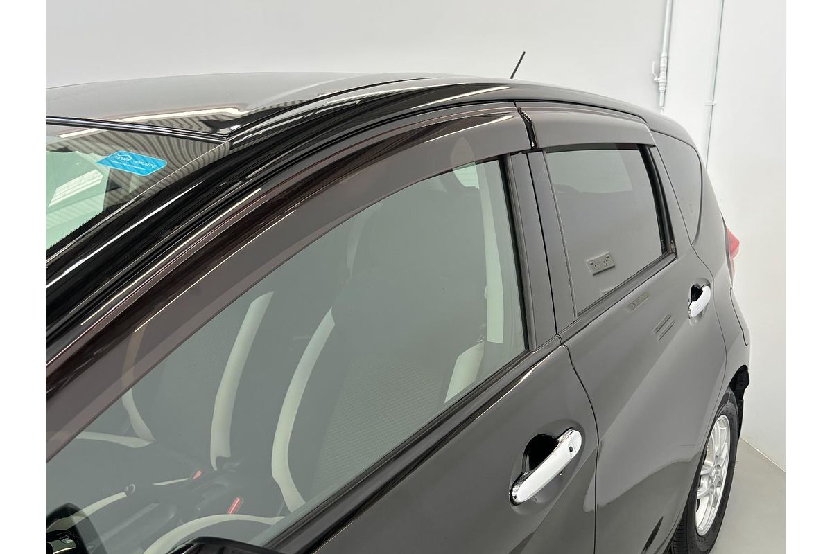 2017 Nissan Note Hybrid e-Power HE12