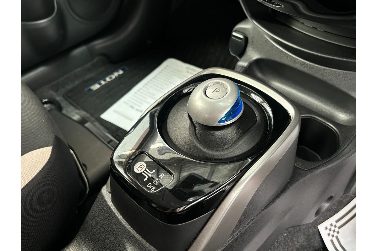 2017 Nissan Note Hybrid e-Power HE12