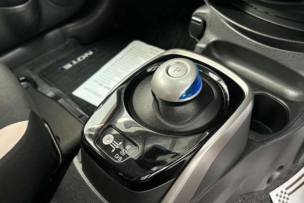 2017 Nissan Note Hybrid e-Power HE12