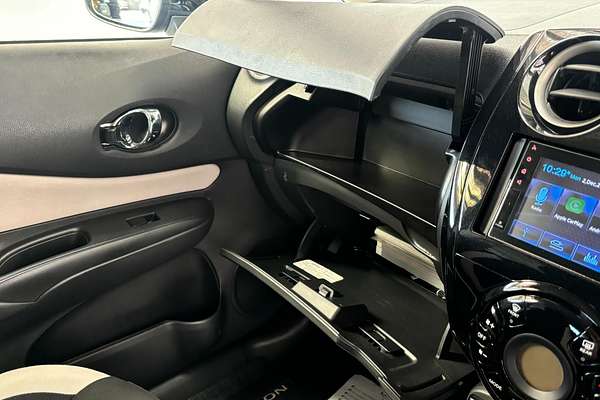 2017 Nissan Note Hybrid e-Power HE12