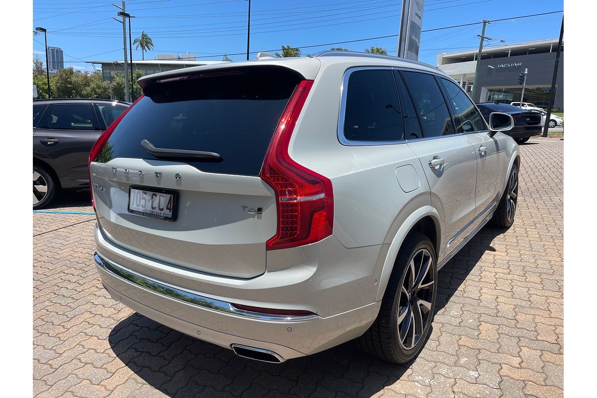 2021 Volvo XC90 T6 Inscription