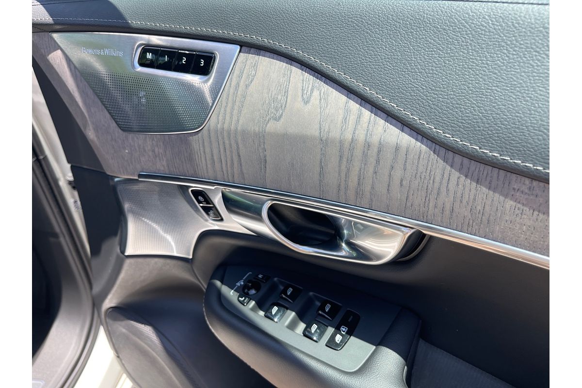 2021 Volvo XC90 T6 Inscription
