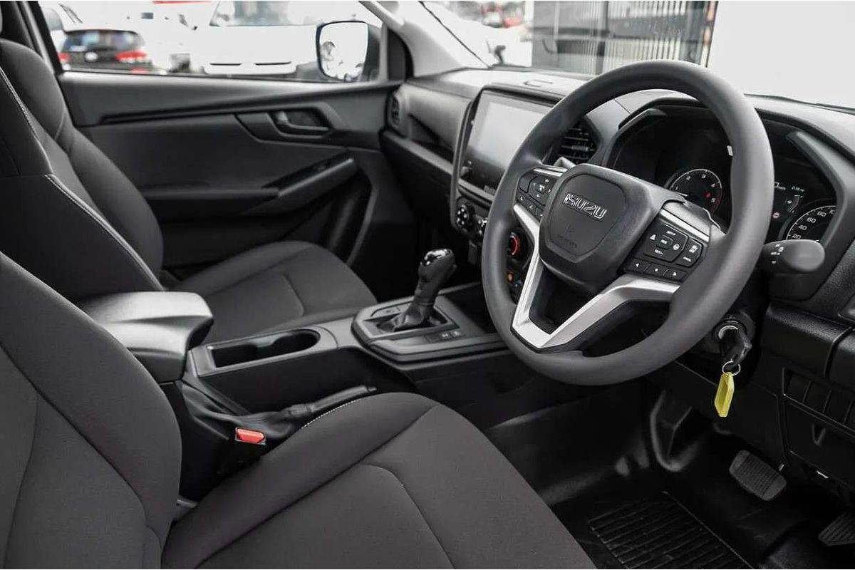 2024 Isuzu D-MAX SX 4X4