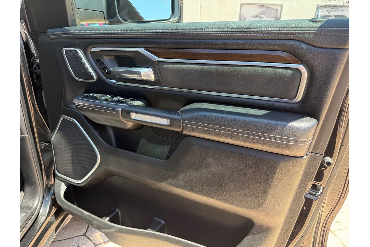 2020 RAM 1500 Laramie DS 4X4 SWB