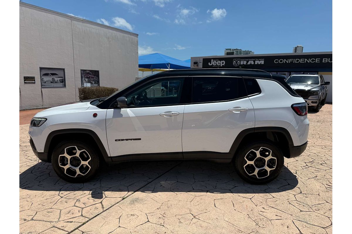 2021 Jeep Compass Trailhawk M6