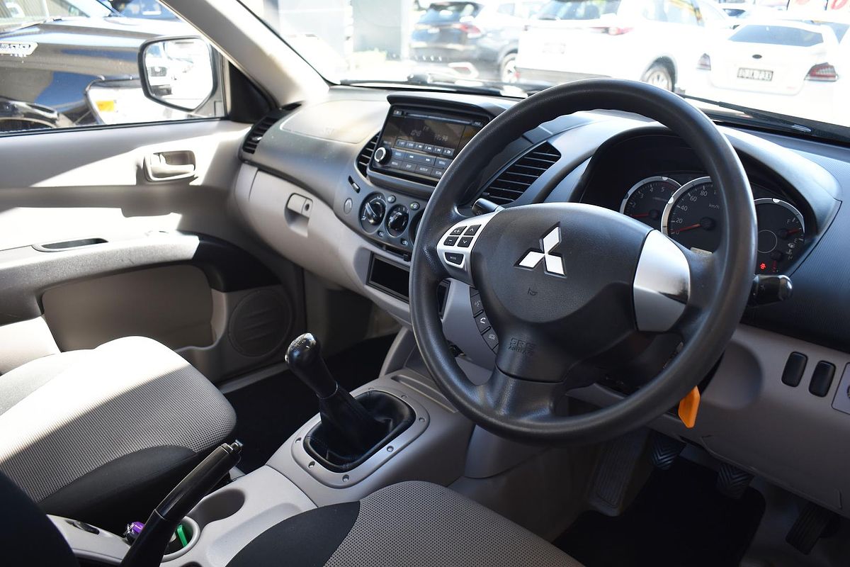 2015 Mitsubishi Triton GL MN Rear Wheel Drive