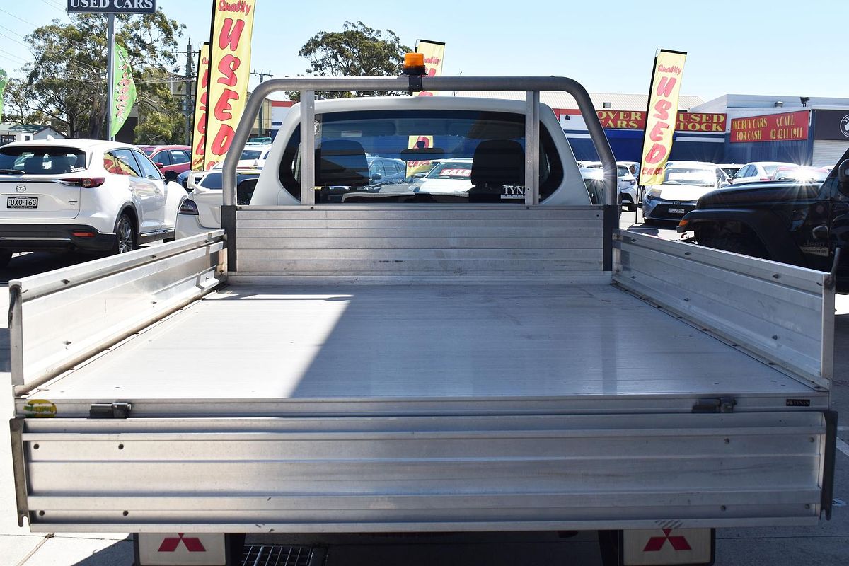 2015 Mitsubishi Triton GL MN Rear Wheel Drive