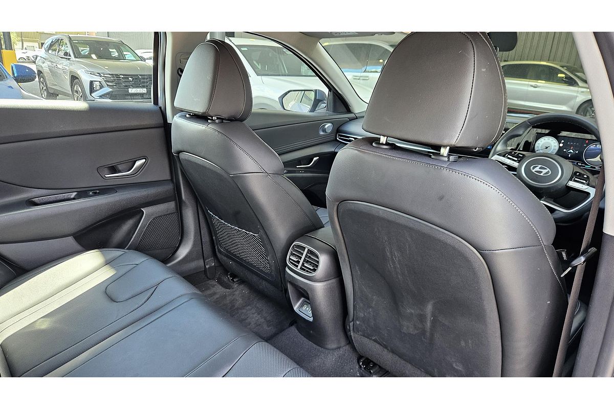 2023 Hyundai i30 Premium CN7.V2