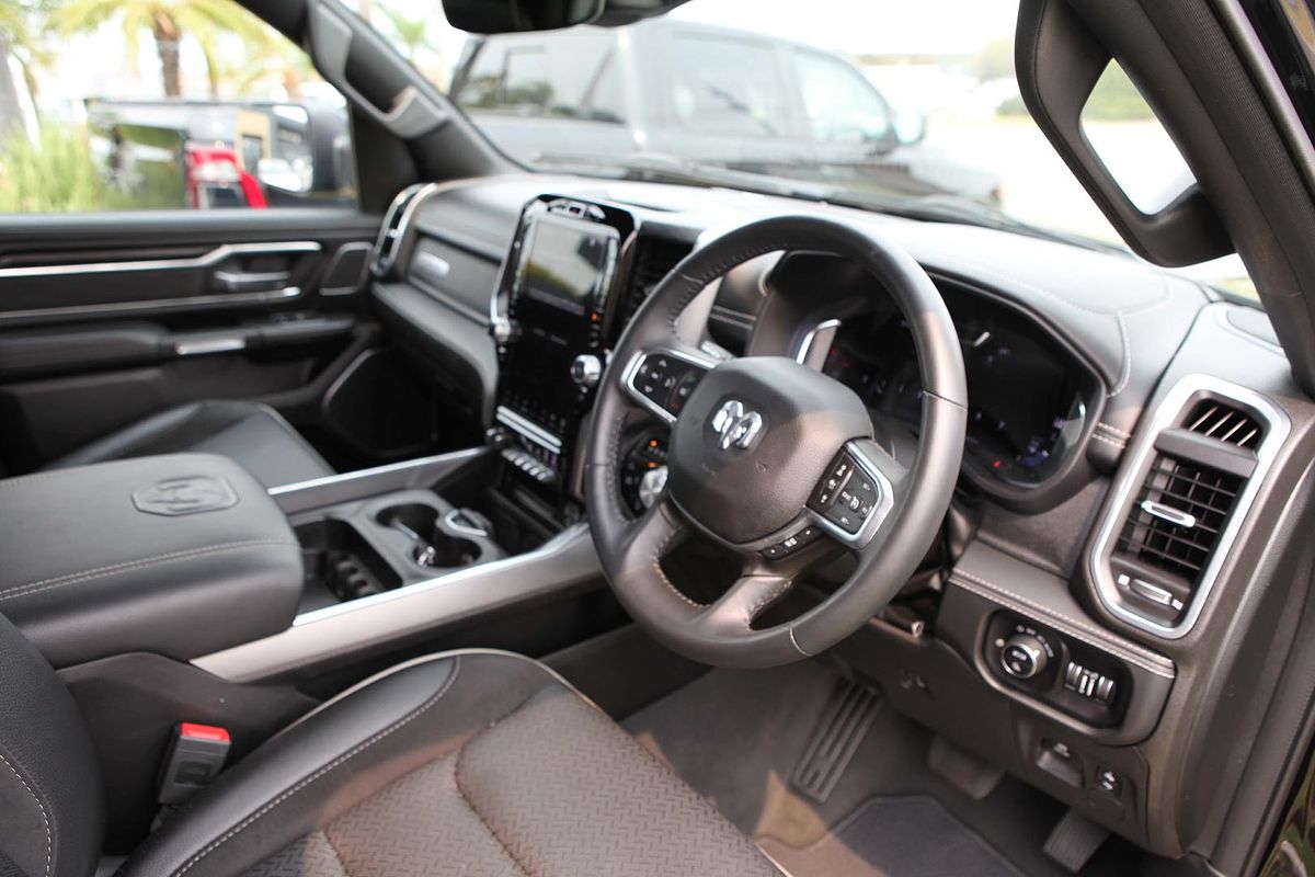 2023 RAM 1500 Laramie Sport RamBox DT 4X4 SWB