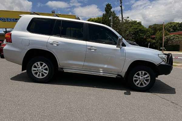 2012 Toyota Landcruiser GXL VDJ200R