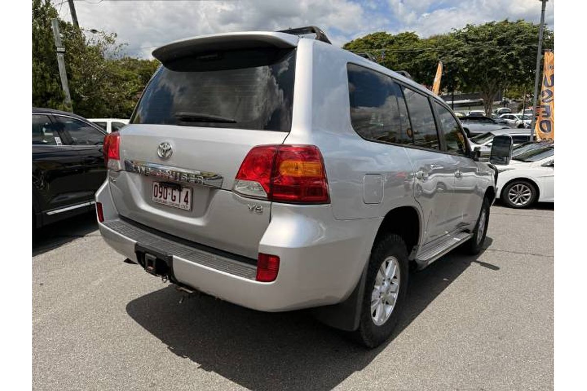 2012 Toyota Landcruiser GXL VDJ200R