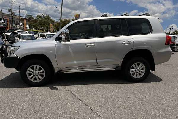 2012 Toyota Landcruiser GXL VDJ200R