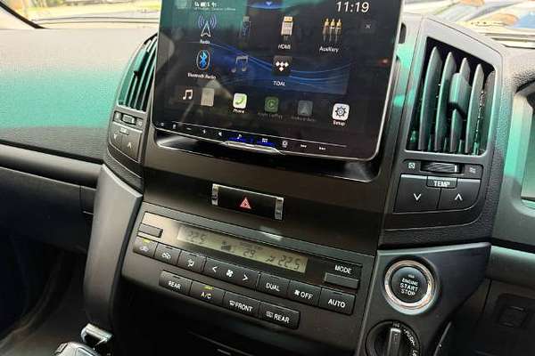 2012 Toyota Landcruiser GXL VDJ200R