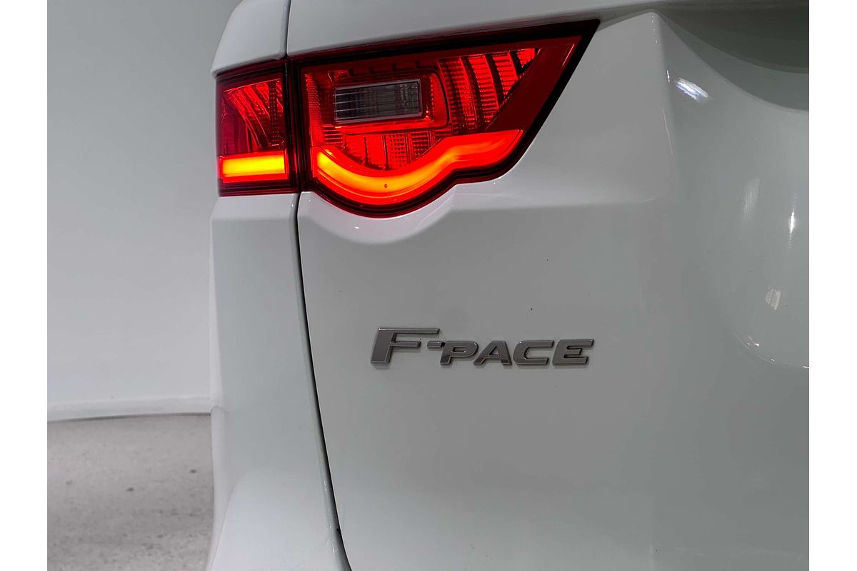 2019 Jaguar F-PACE 20d R-Sport X761