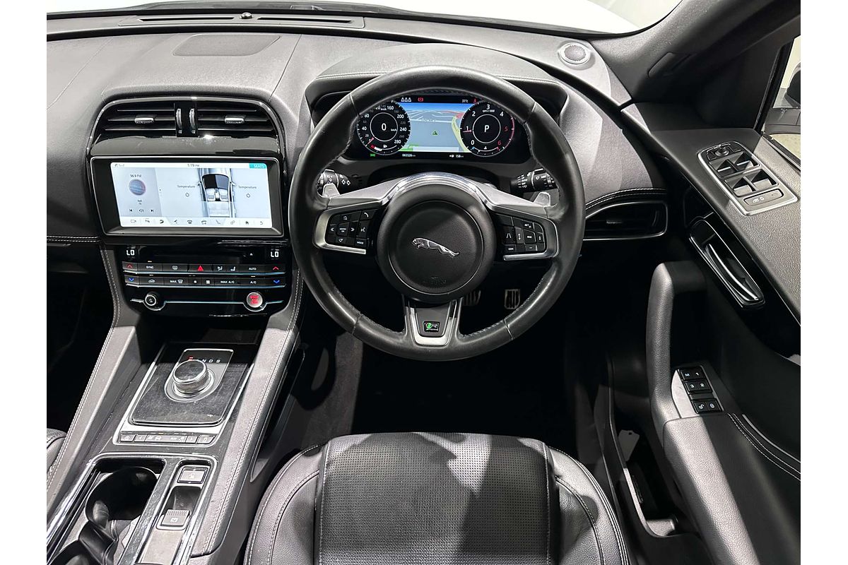 2019 Jaguar F-PACE 20d R-Sport X761