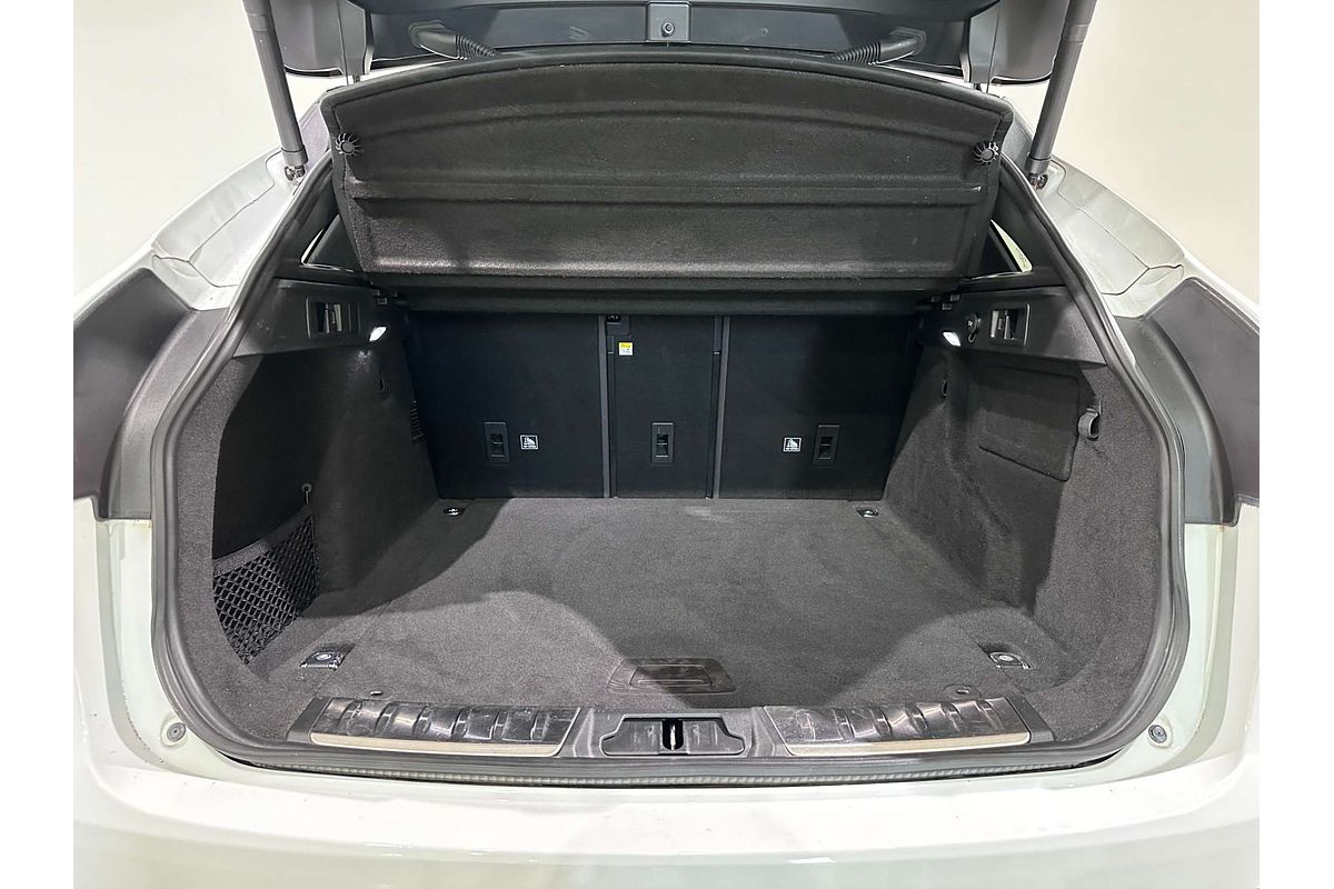 2019 Jaguar F-PACE 20d R-Sport X761