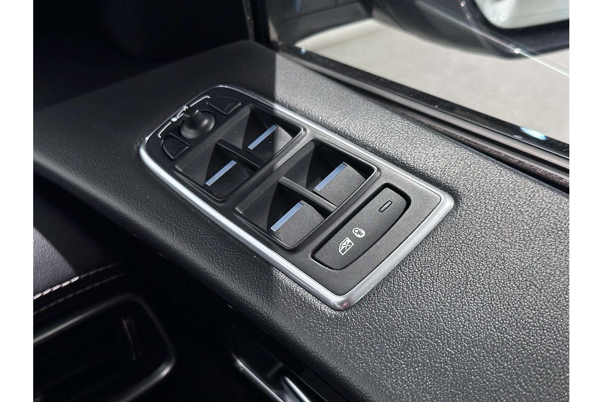 2019 Jaguar F-PACE 20d R-Sport X761