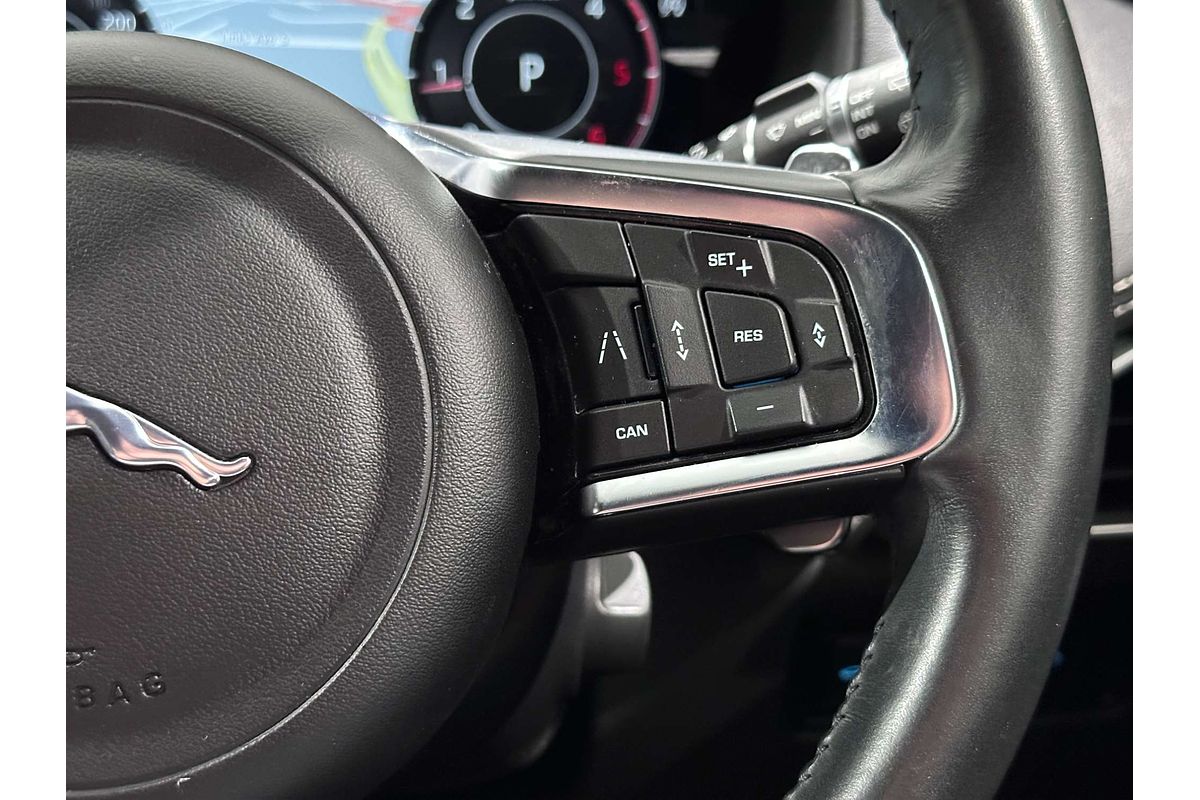 2019 Jaguar F-PACE 20d R-Sport X761