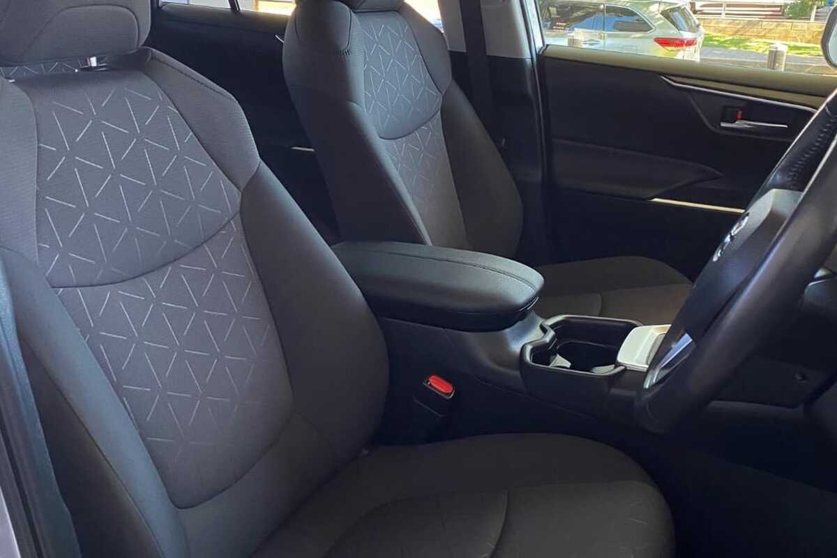 2019 Toyota RAV4 GXL AXAH54R