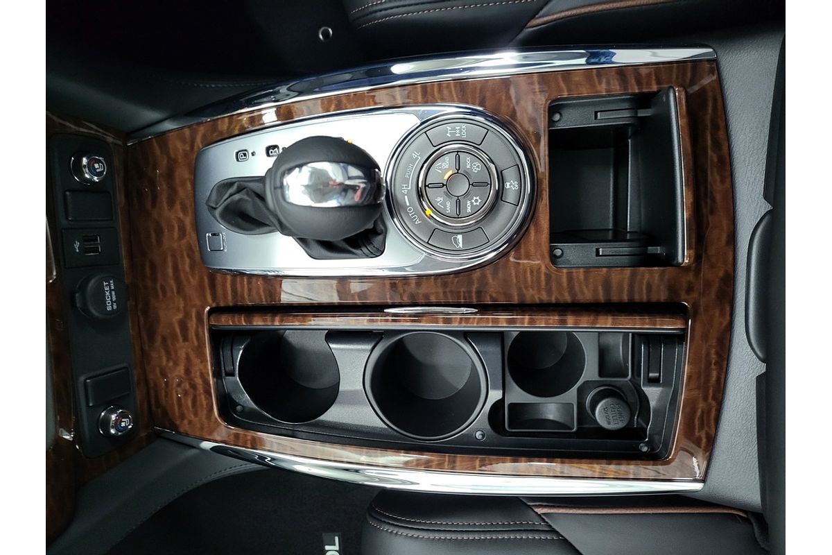 2024 Nissan Patrol Ti-L Y62