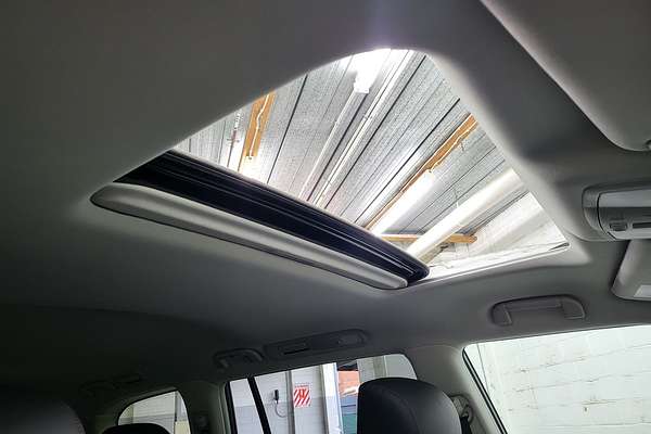 2024 Nissan Patrol Ti-L Y62