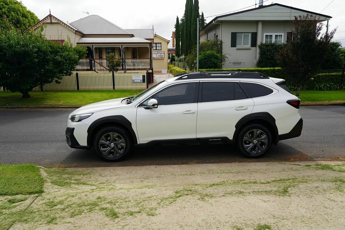 2021 Subaru Outback AWD MY21